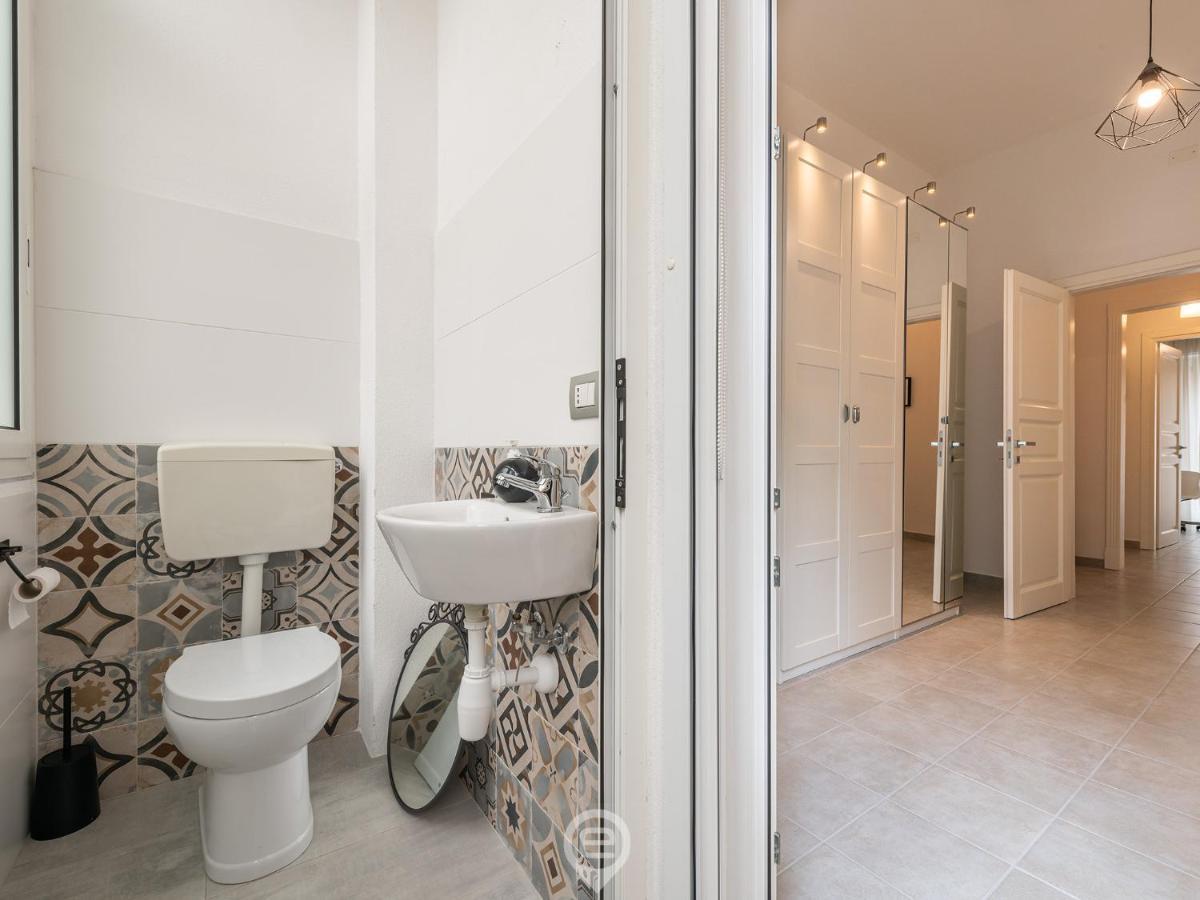 White Gold Apartment Cagliari Eksteriør bilde